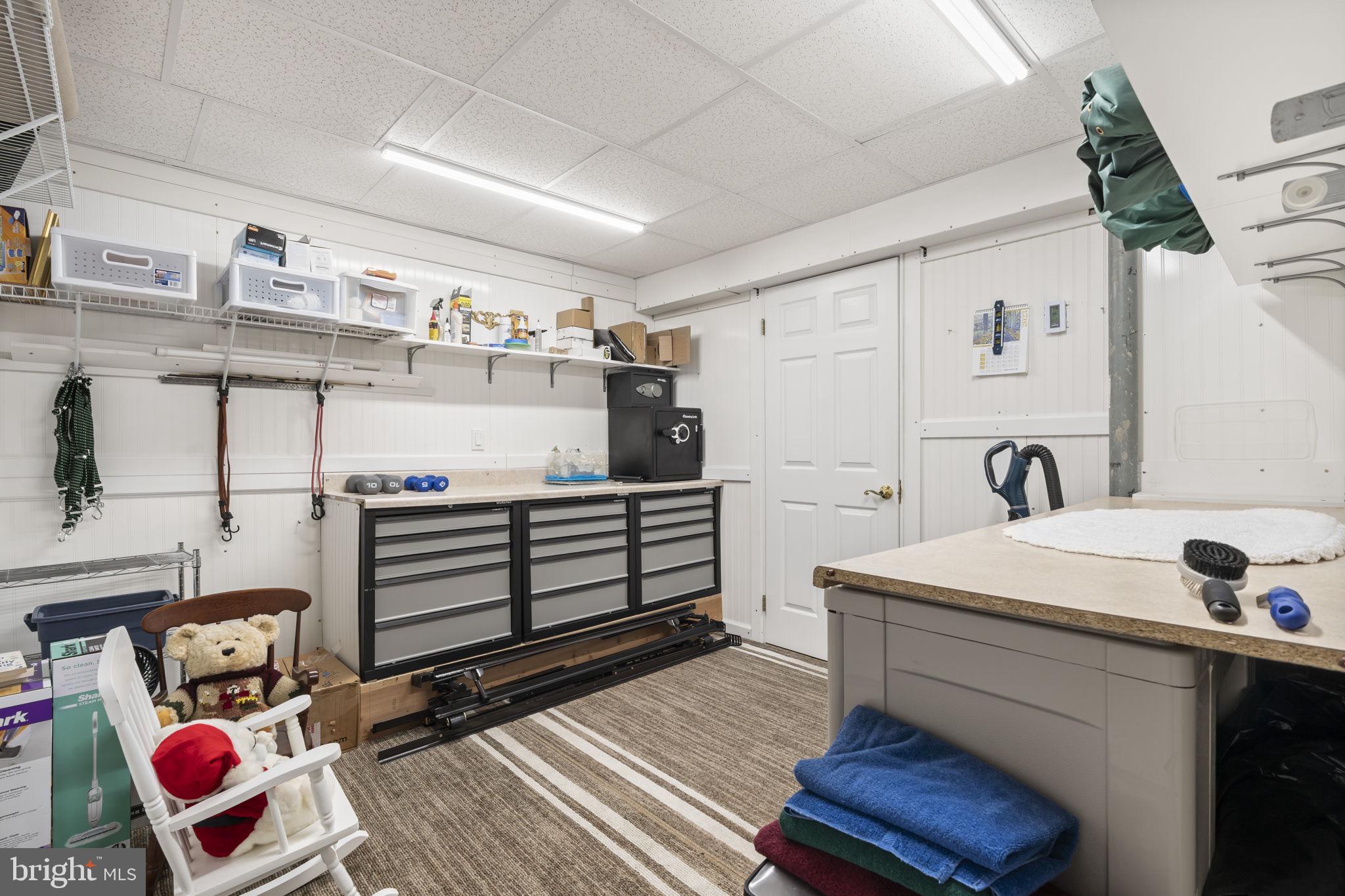 FOX HILL FARM - Residential