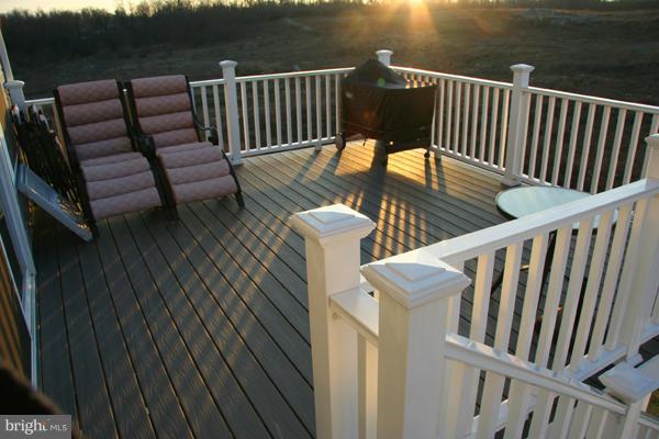 LAKELAND PLACE - Residential