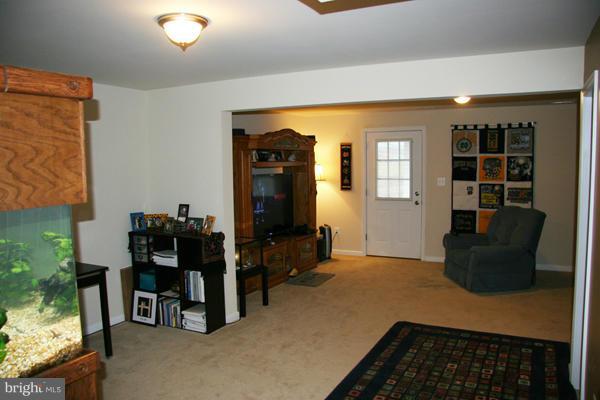 LAKELAND PLACE - Residential