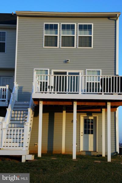 LAKELAND PLACE - Residential