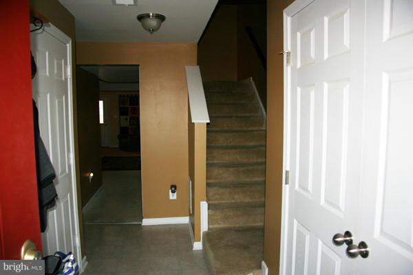 LAKELAND PLACE - Residential