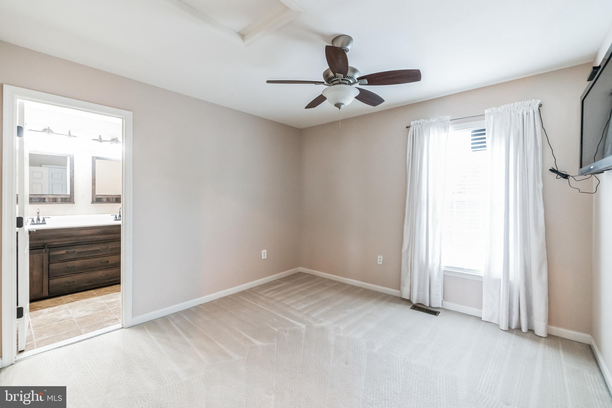 GREEN HILL MANOR - Residential Lease