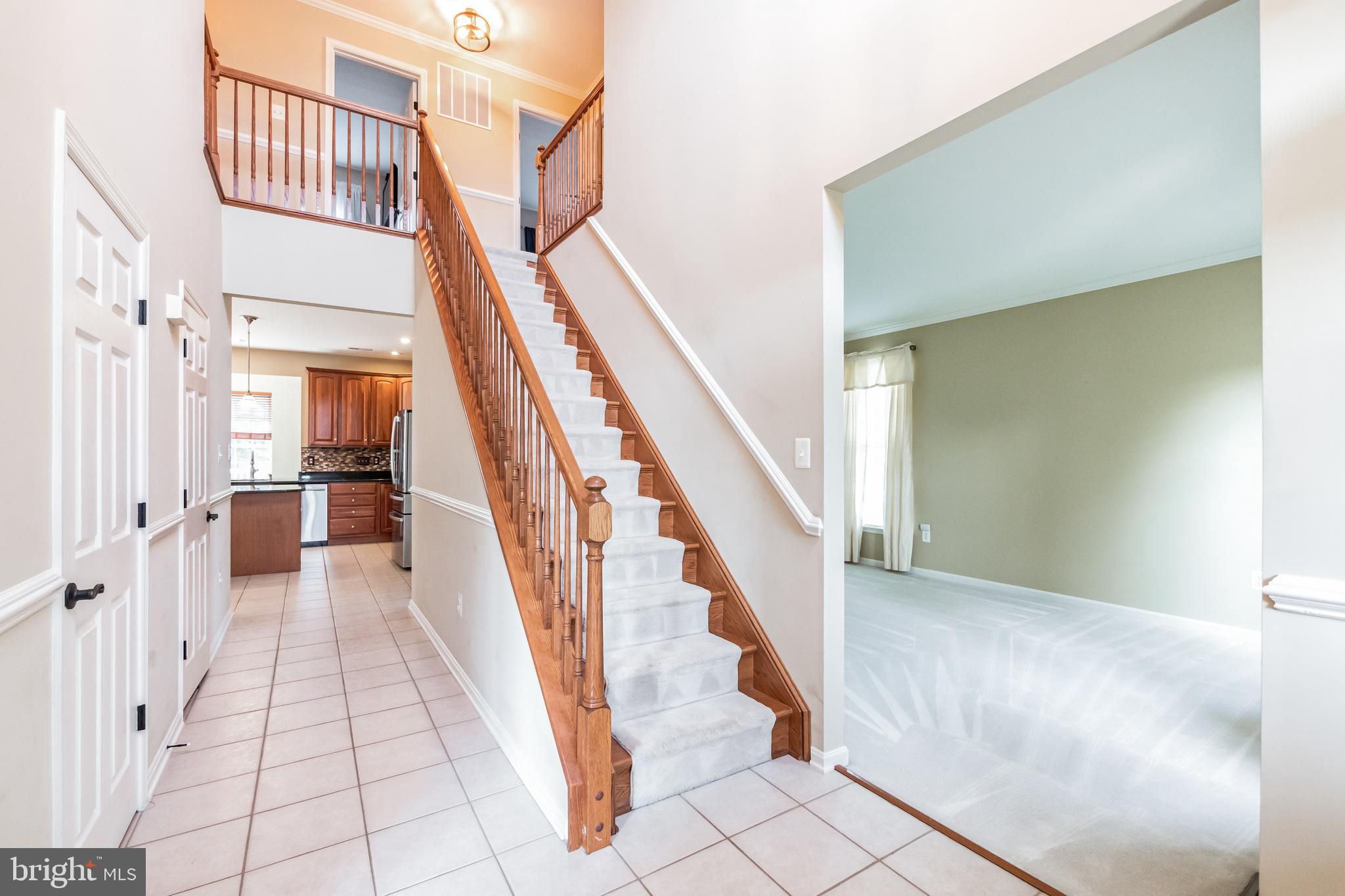 GREEN HILL MANOR - Residential Lease