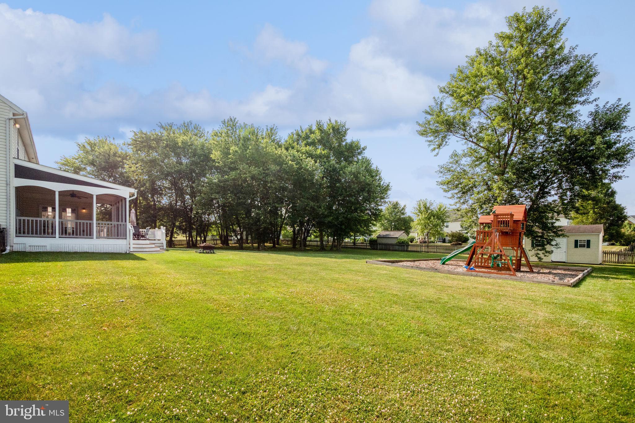 GREEN HILL MANOR - Residential Lease