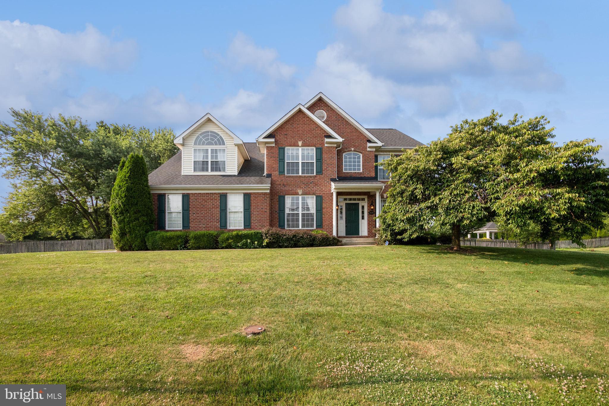 GREEN HILL MANOR - Residential Lease