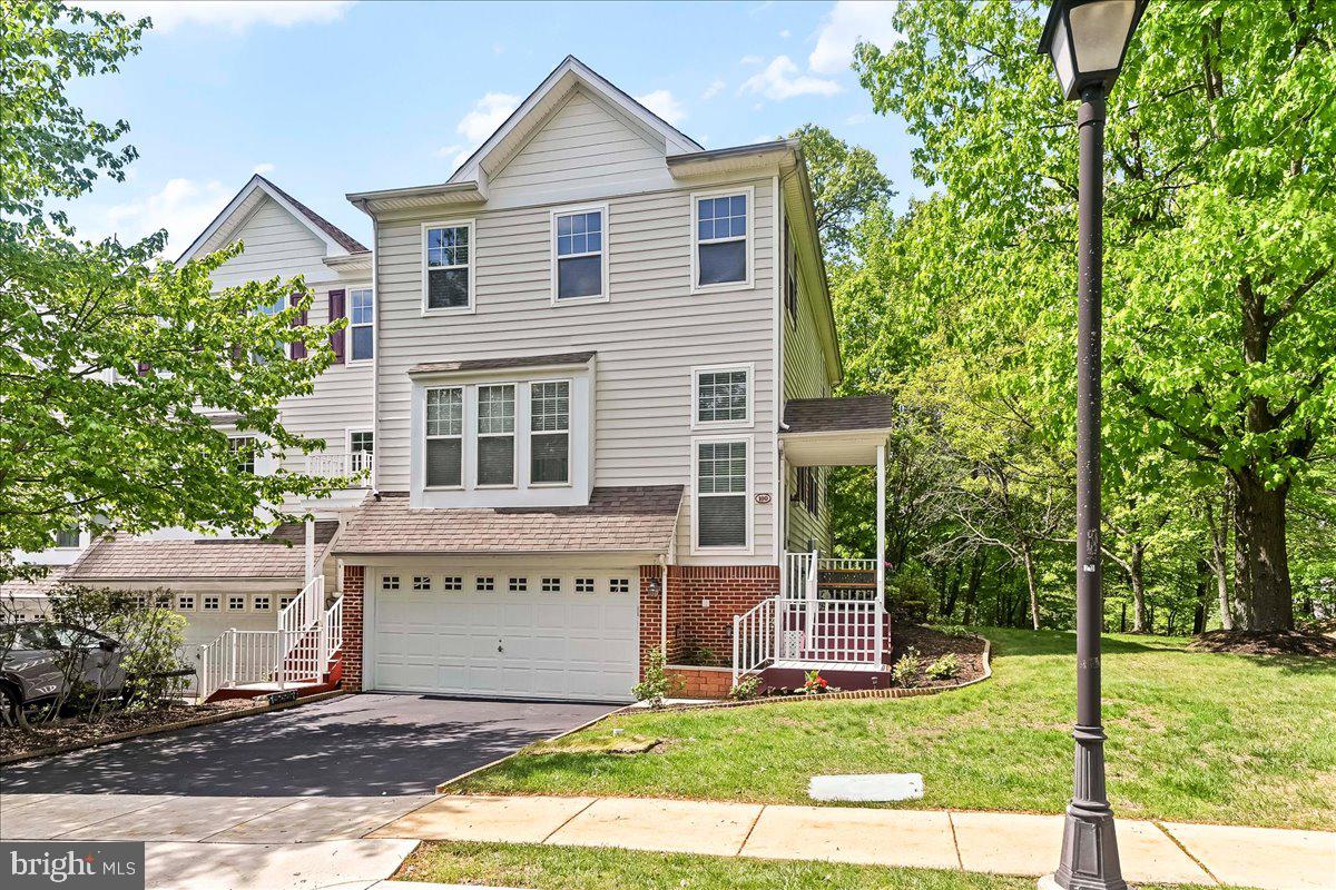 CHARLESTOWN OAKS - Residential