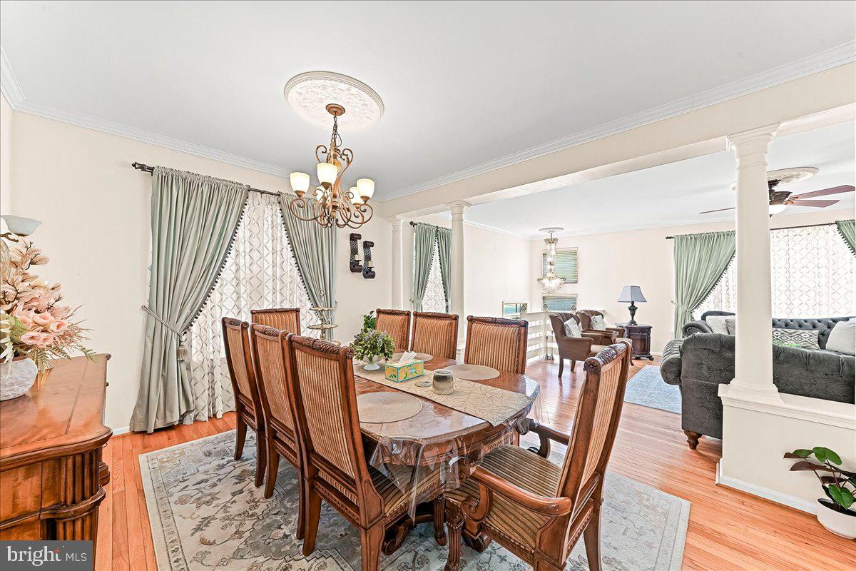 CHARLESTOWN OAKS - Residential