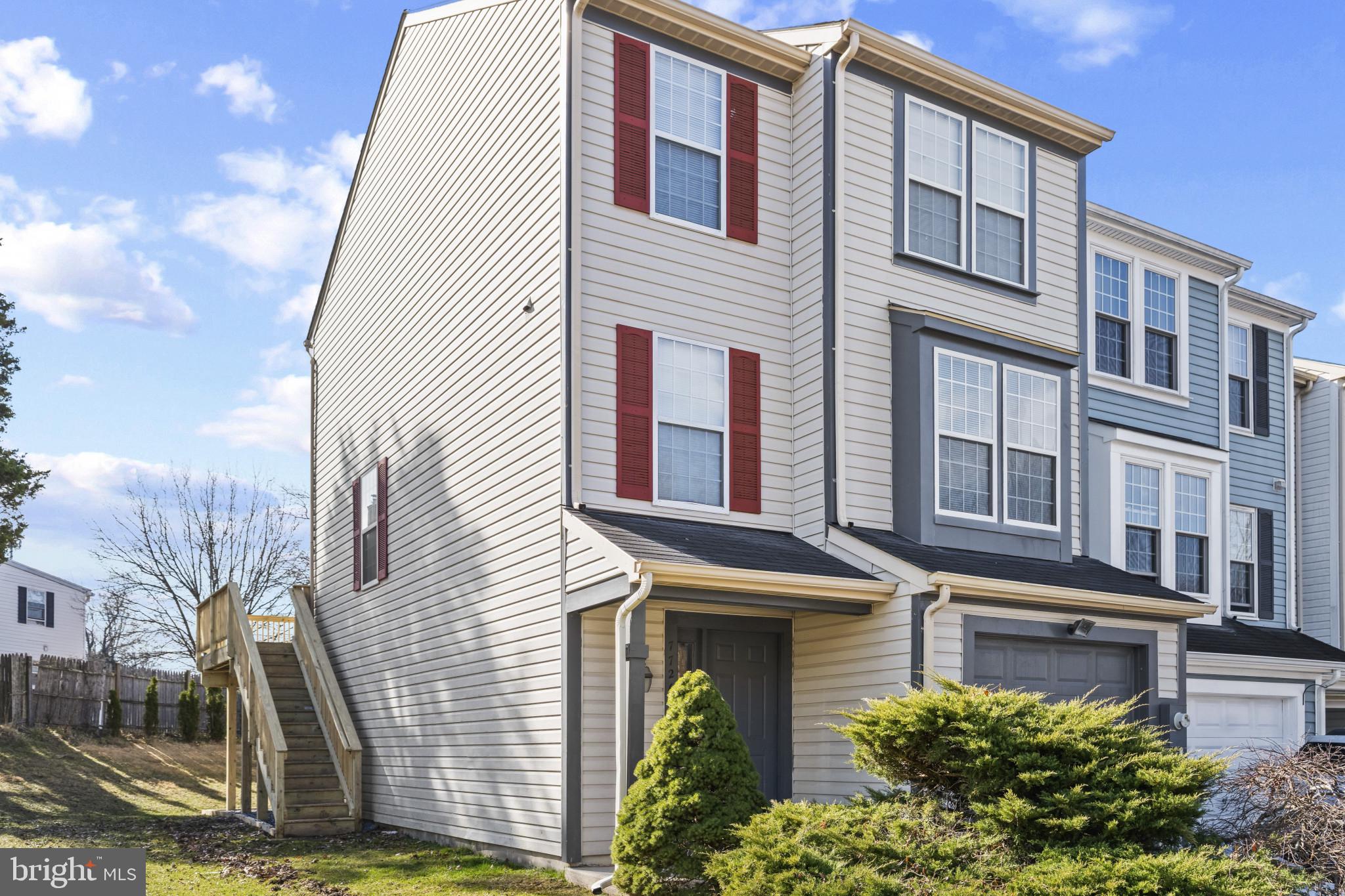 MEADOWLAND - Residential