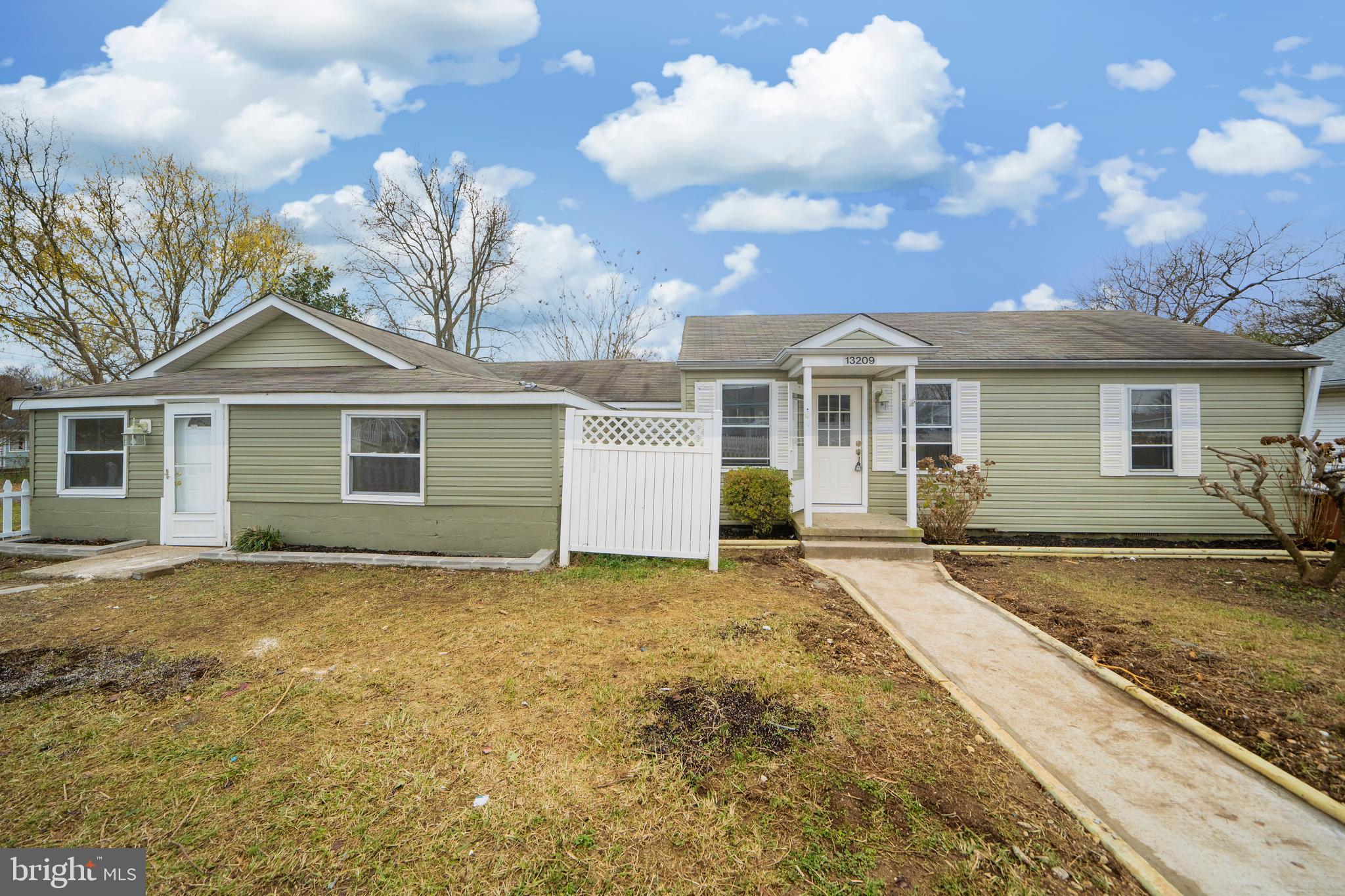 COBB ISLAND - Residential