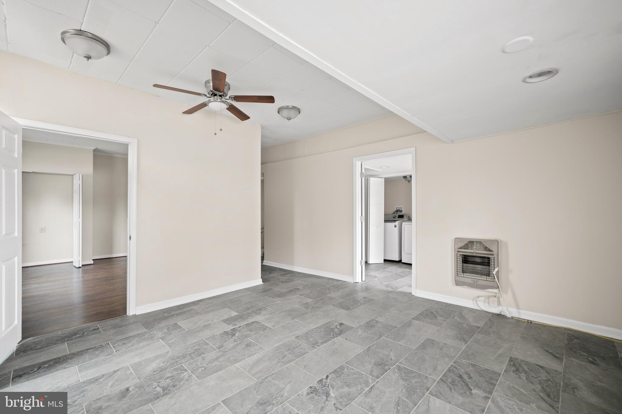 COBB ISLAND - Residential