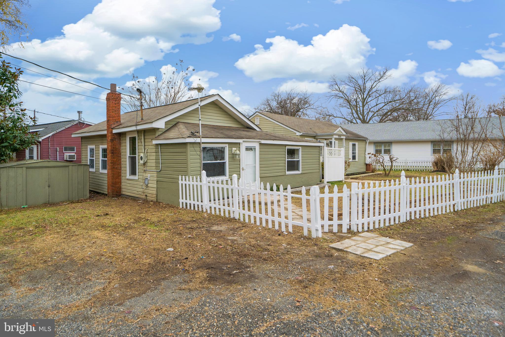 COBB ISLAND - Residential