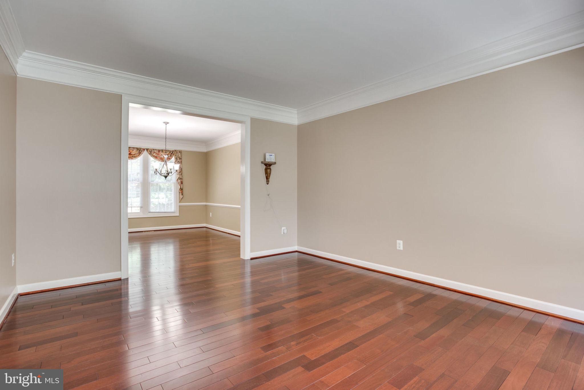 POTOMAC GLEN - Residential Lease