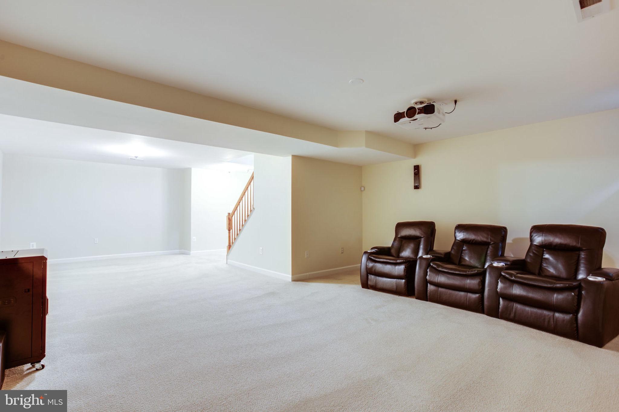 POTOMAC GLEN - Residential Lease