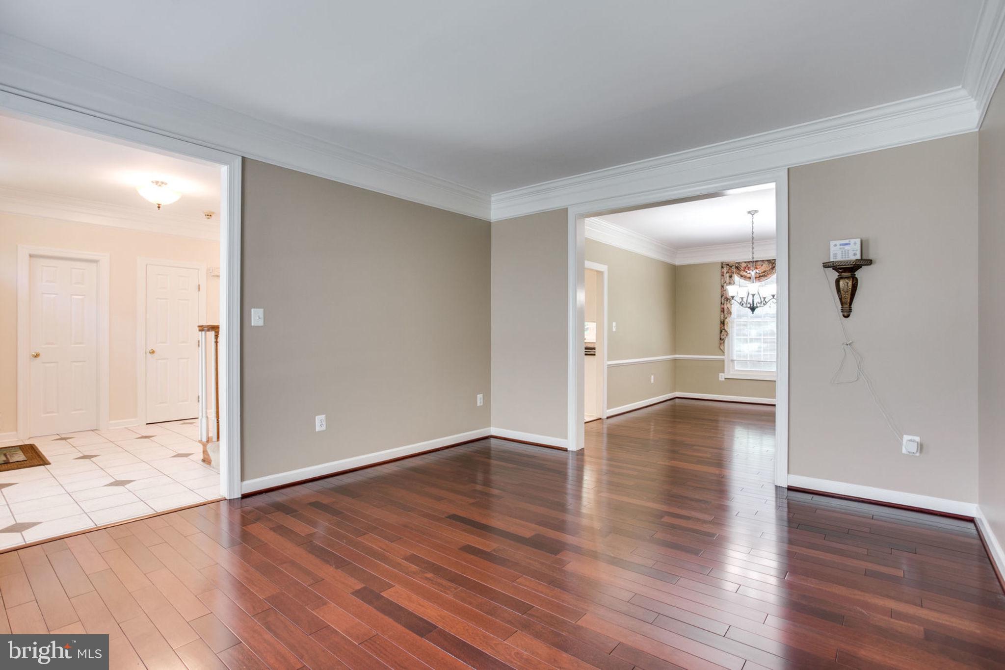 POTOMAC GLEN - Residential Lease