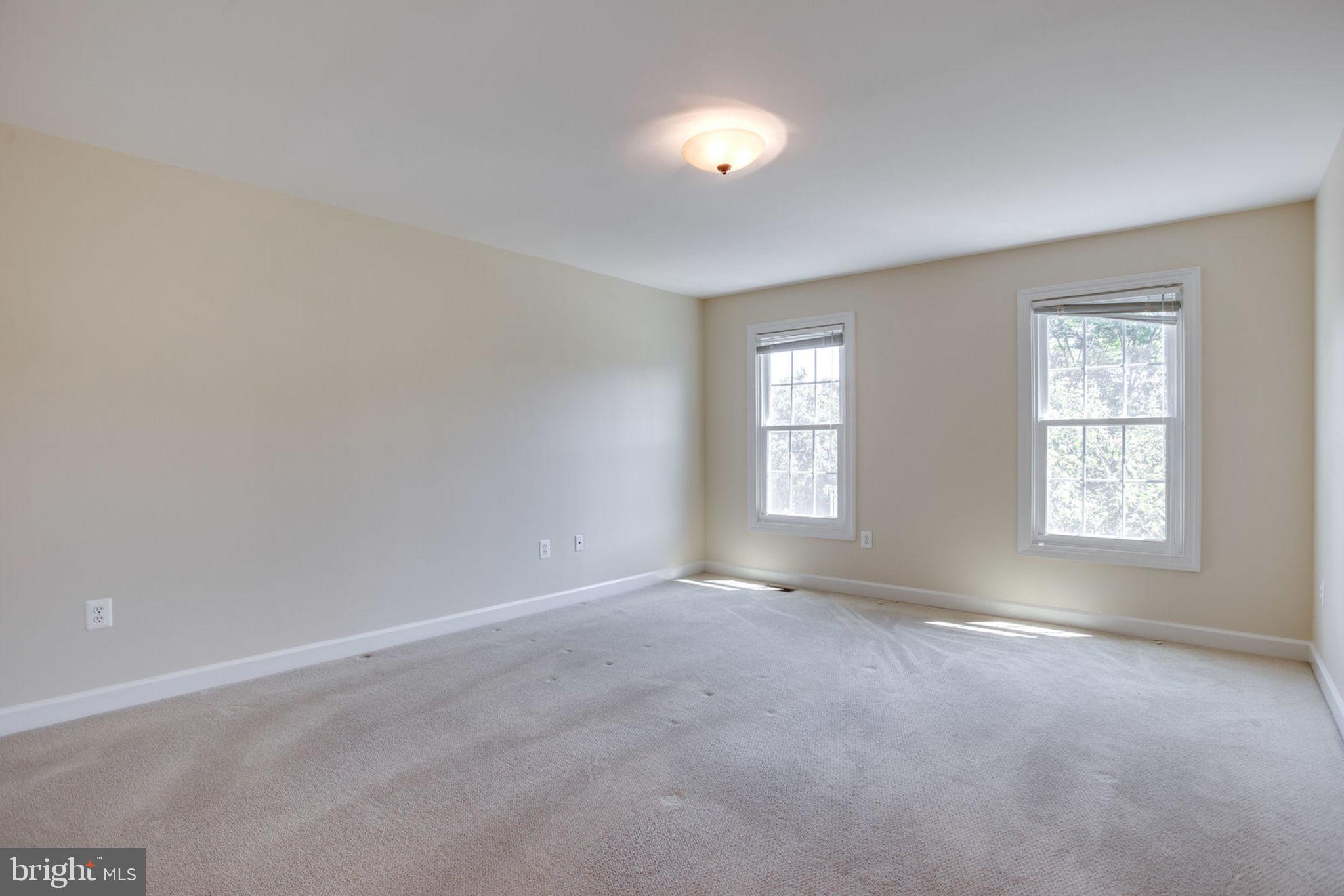 POTOMAC GLEN - Residential Lease