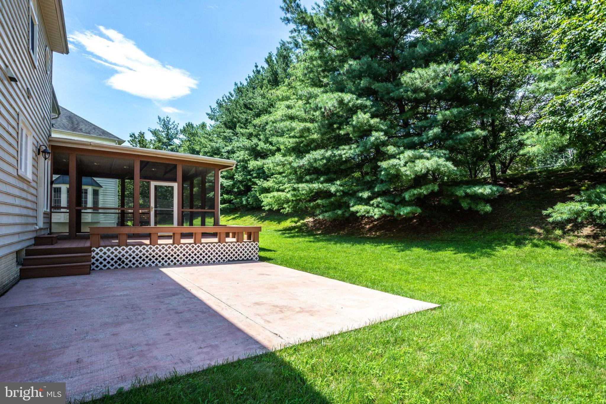 POTOMAC GLEN - Residential Lease