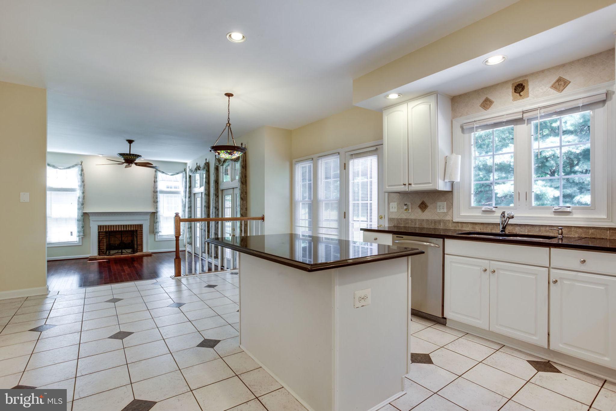 POTOMAC GLEN - Residential Lease