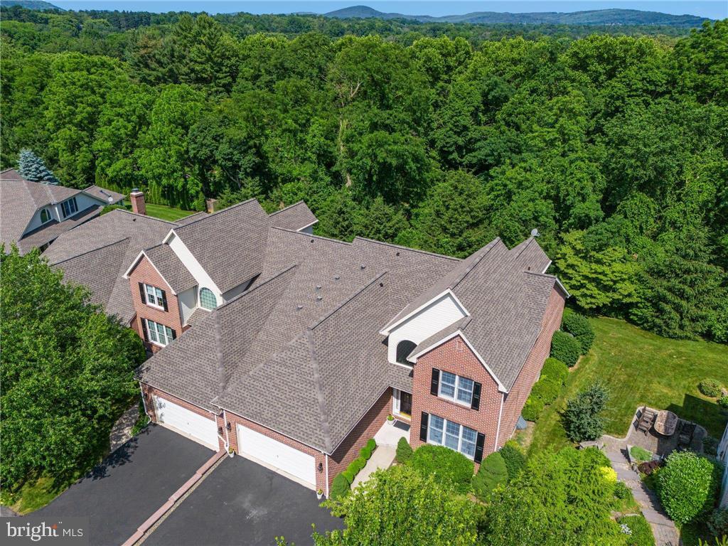 4693 PINEHURST CIRCLE