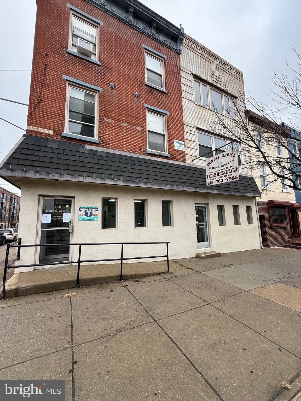 NORTHERN LIBERTIES - Commercial Lease