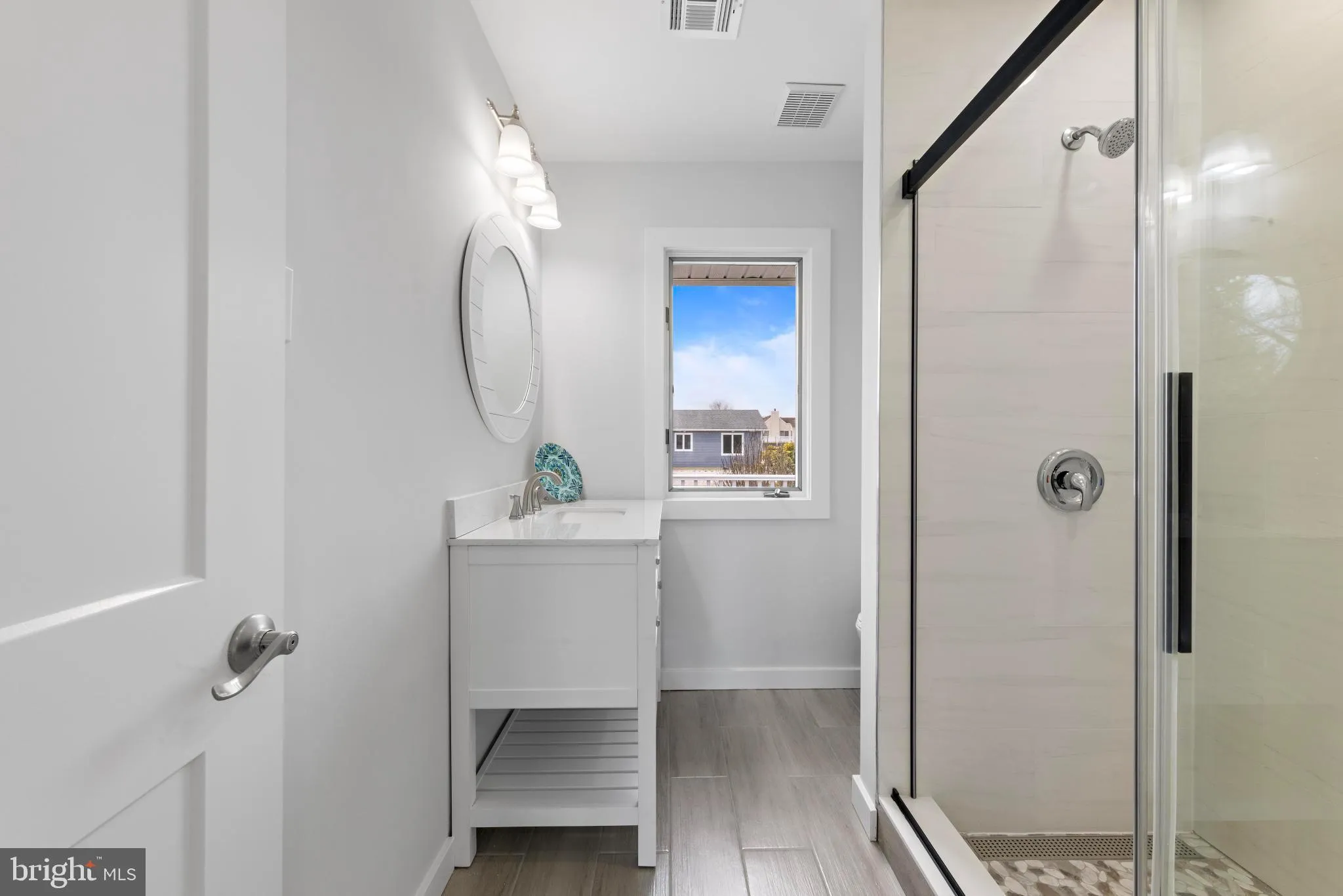 Manahawkin, New Jersey 08050, United States, 3 Bedrooms Bedrooms, ,2 BathroomsBathrooms,Residential,Active,100732