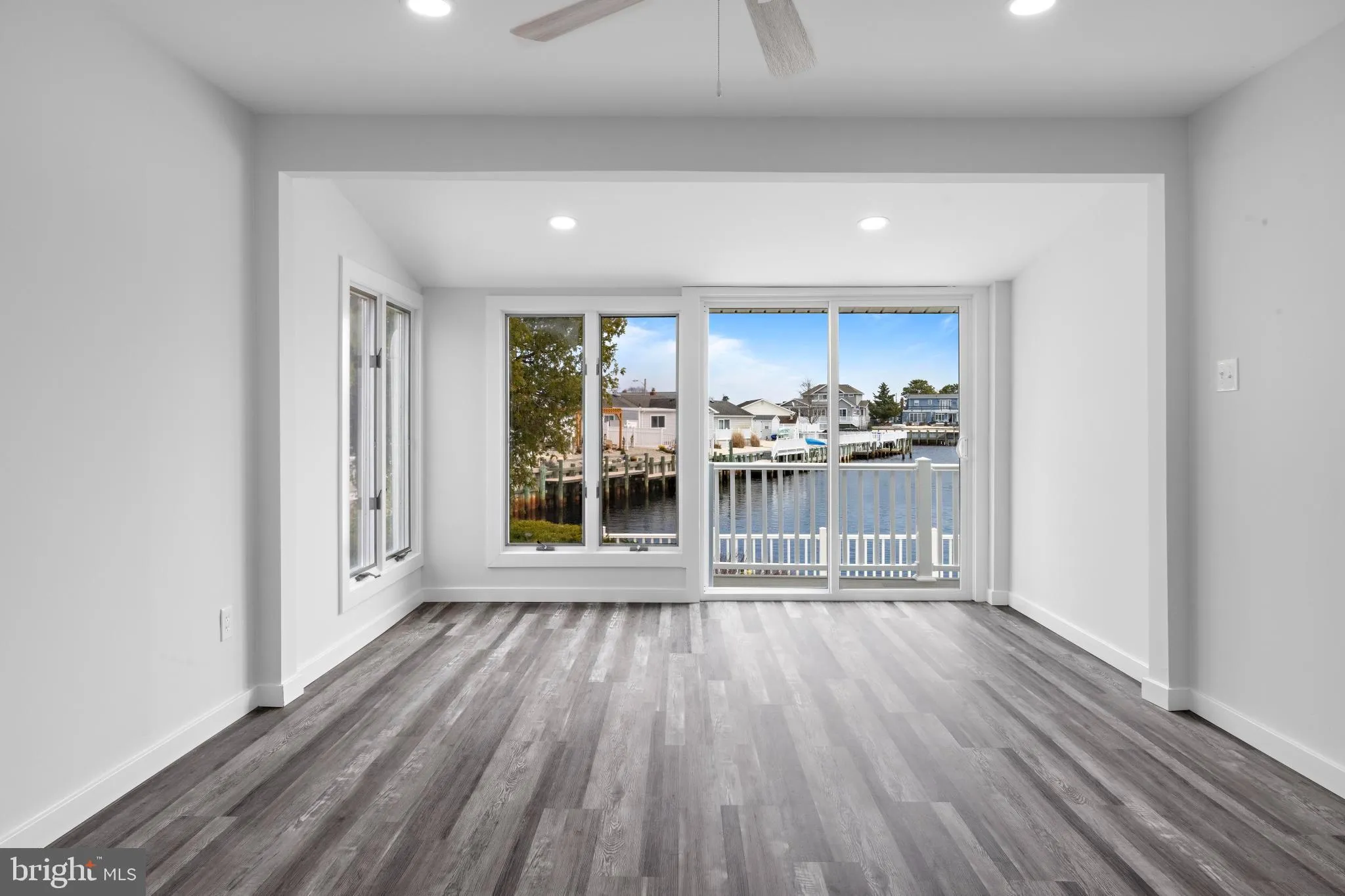 Manahawkin, New Jersey 08050, United States, 3 Bedrooms Bedrooms, ,2 BathroomsBathrooms,Residential,Active,100732