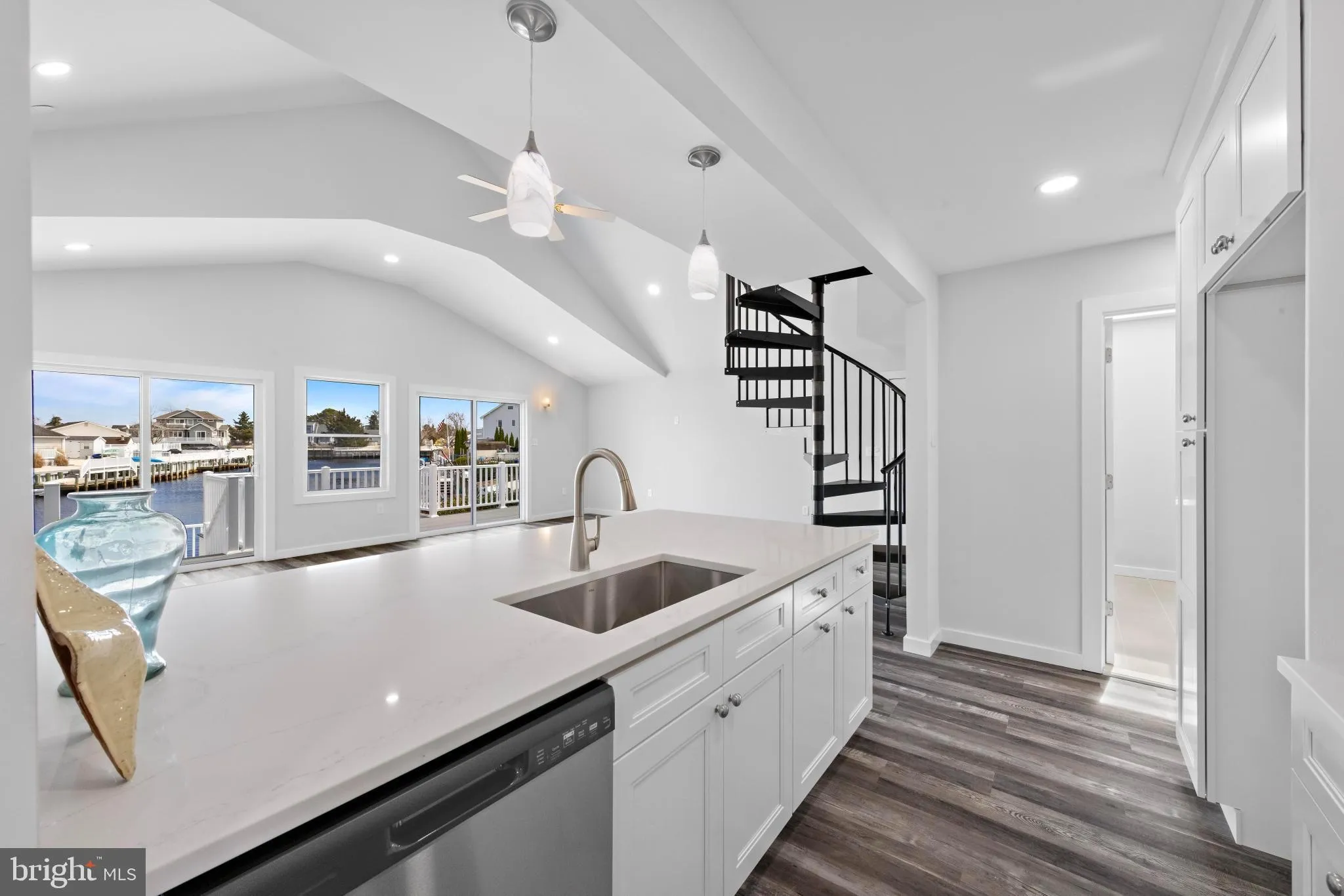 Manahawkin, New Jersey 08050, United States, 3 Bedrooms Bedrooms, ,2 BathroomsBathrooms,Residential,Active,100732