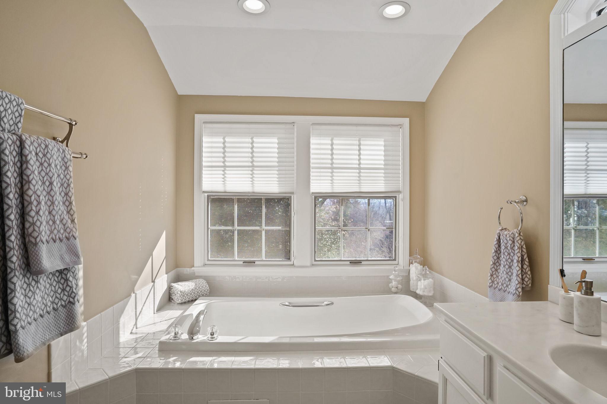 ROSEMONT/BRADDOCK HEIGHTS - Residential