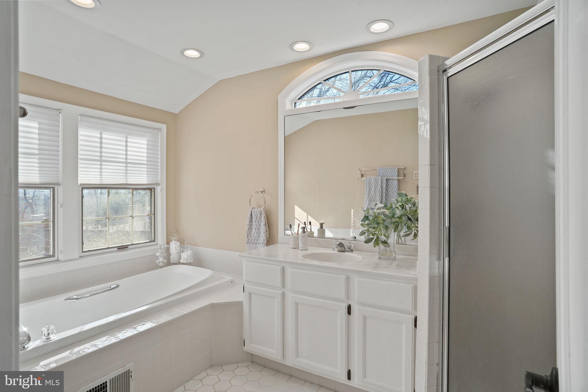 ROSEMONT/BRADDOCK HEIGHTS - Residential