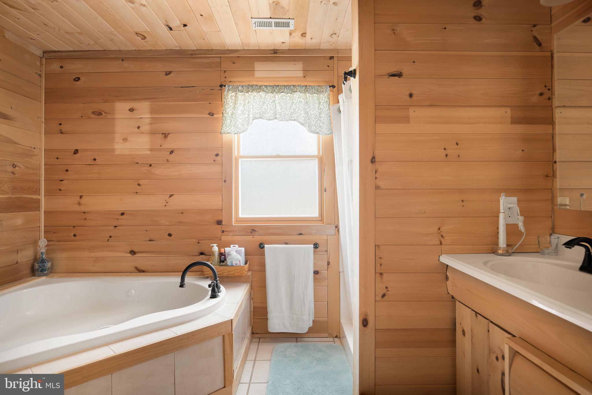 RITTERS HIDDEN VALLEY ESTATES - Residential