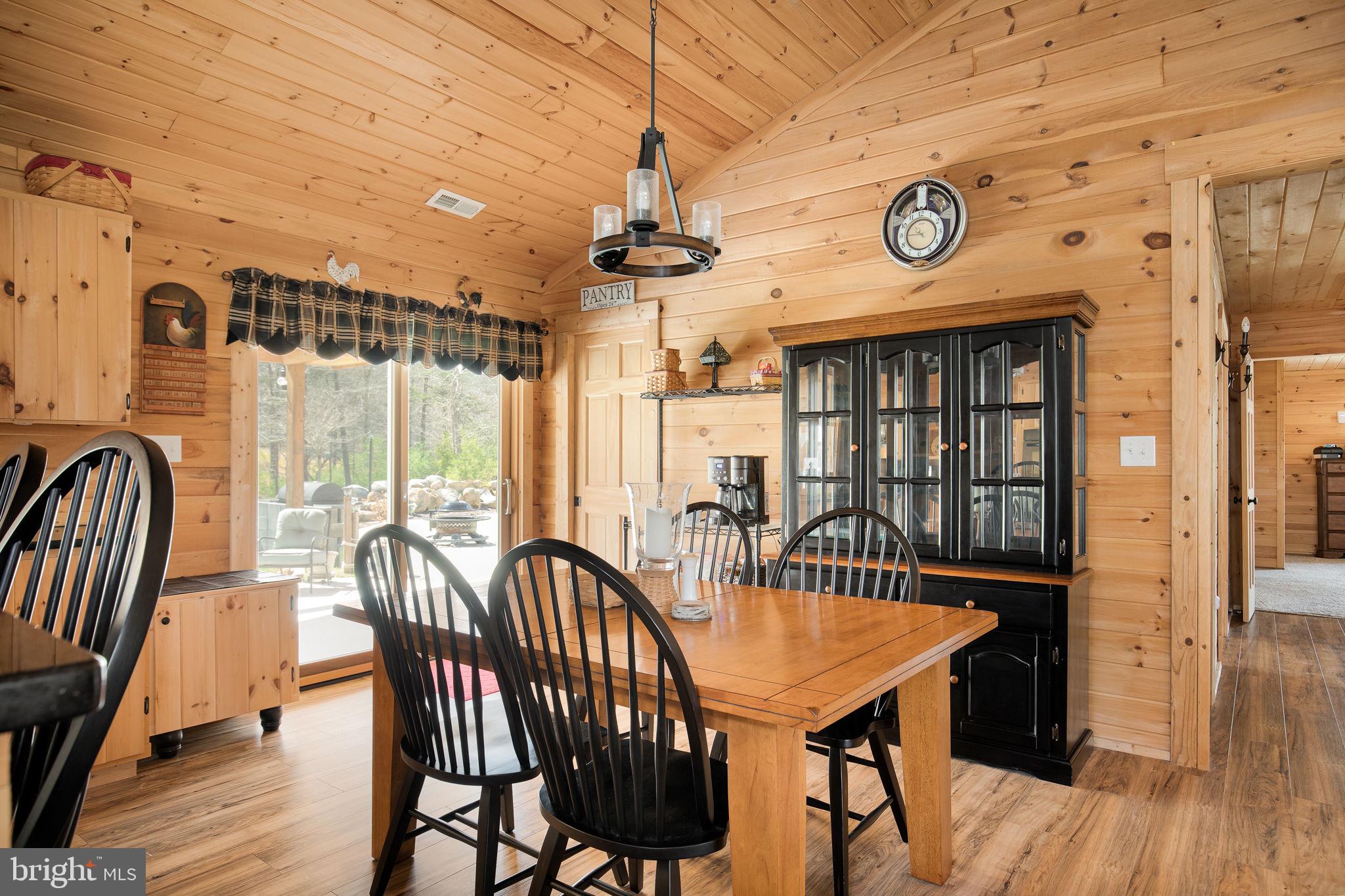 RITTERS HIDDEN VALLEY ESTATES - Residential