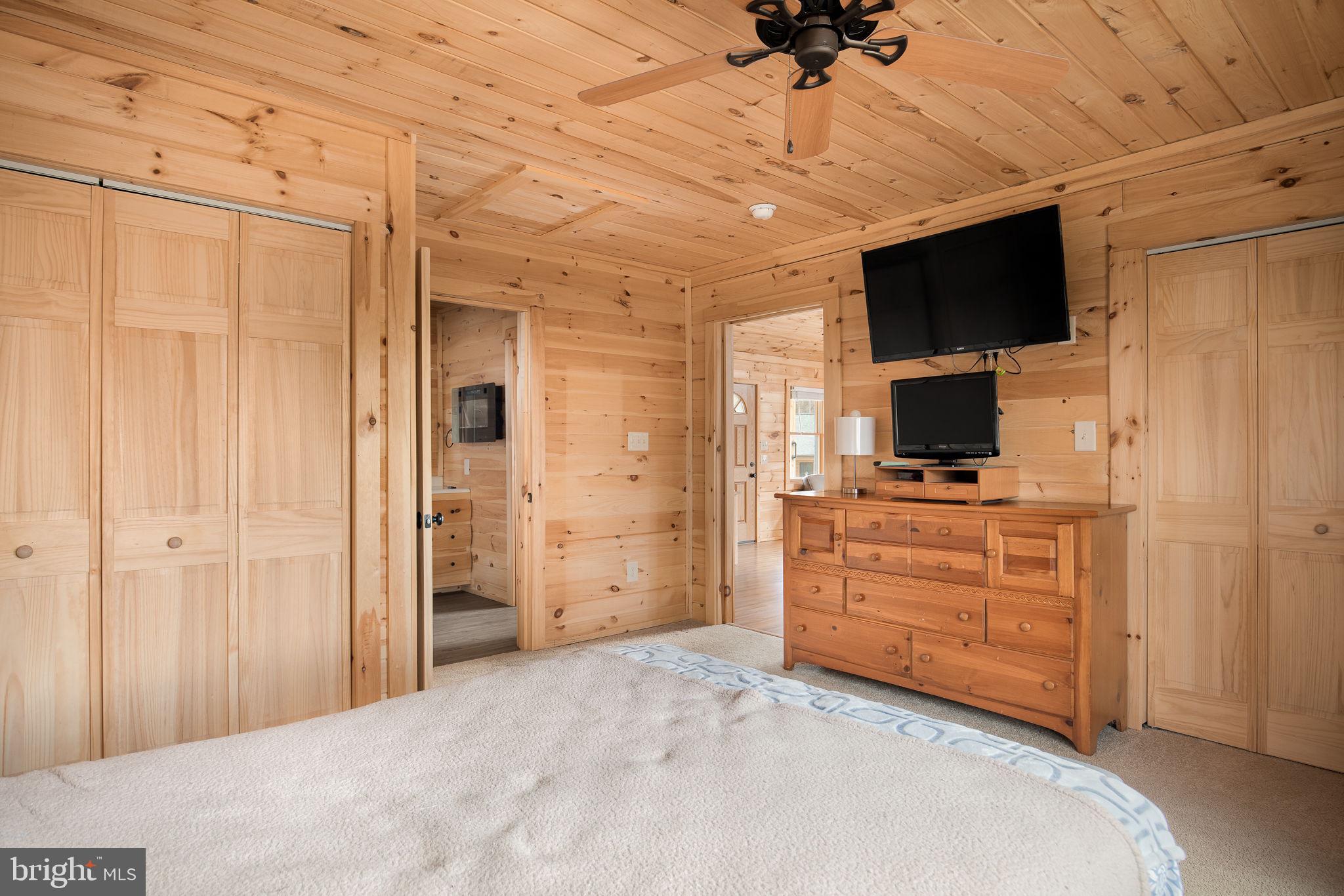 RITTERS HIDDEN VALLEY ESTATES - Residential