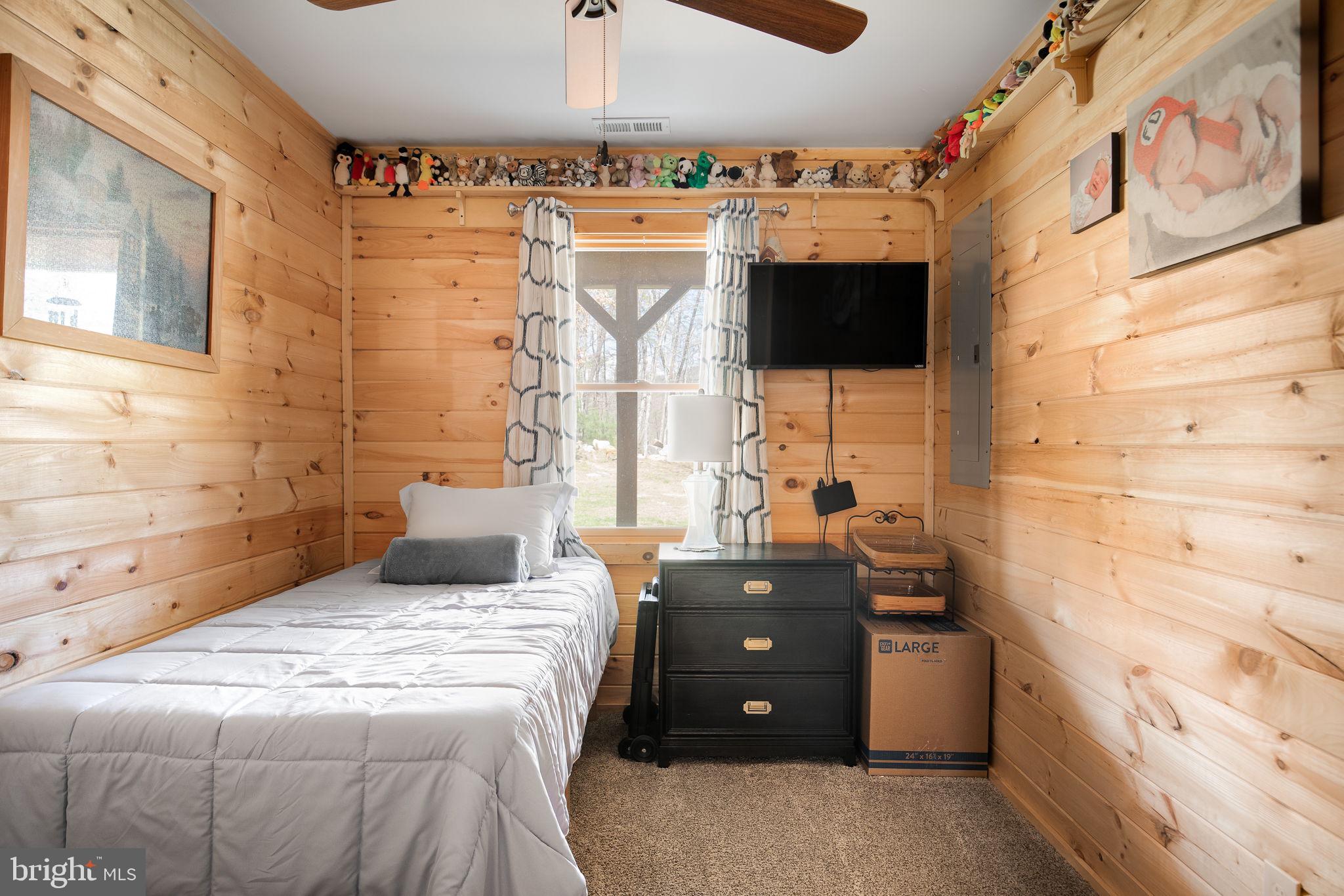 RITTERS HIDDEN VALLEY ESTATES - Residential