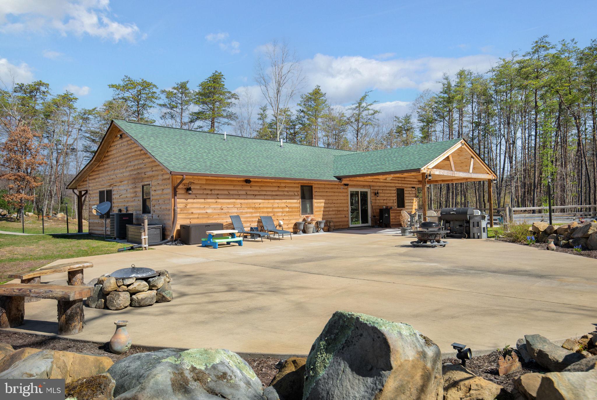 RITTERS HIDDEN VALLEY ESTATES - Residential