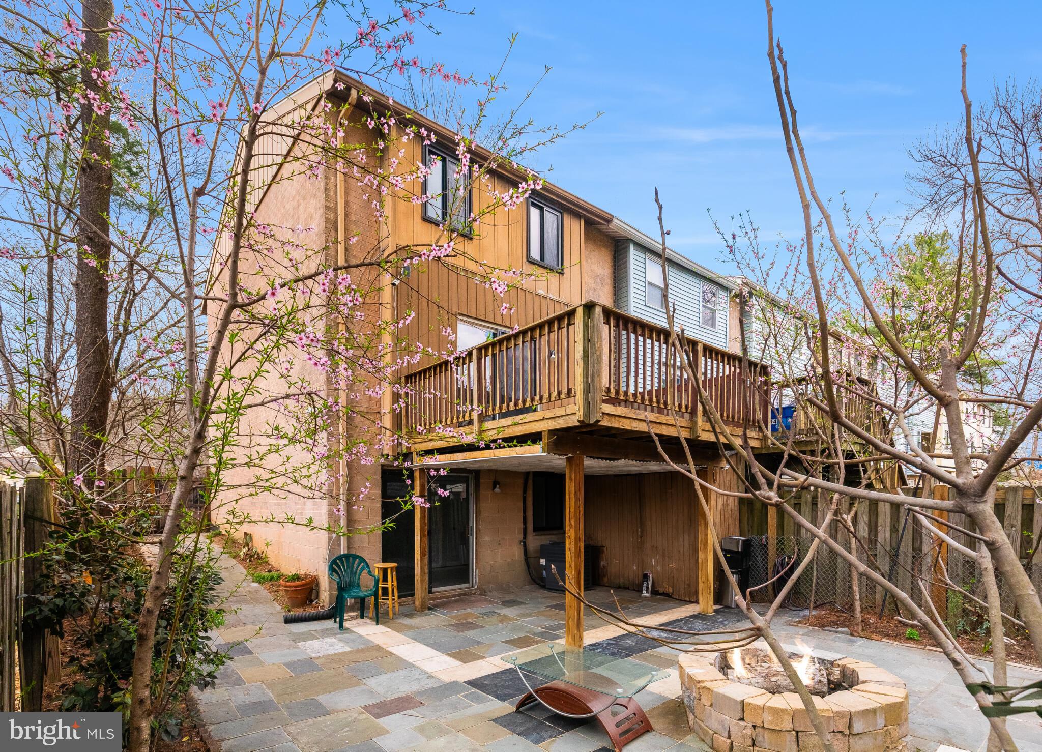 VILLAGE OF OAKLAND MILLS - Residential