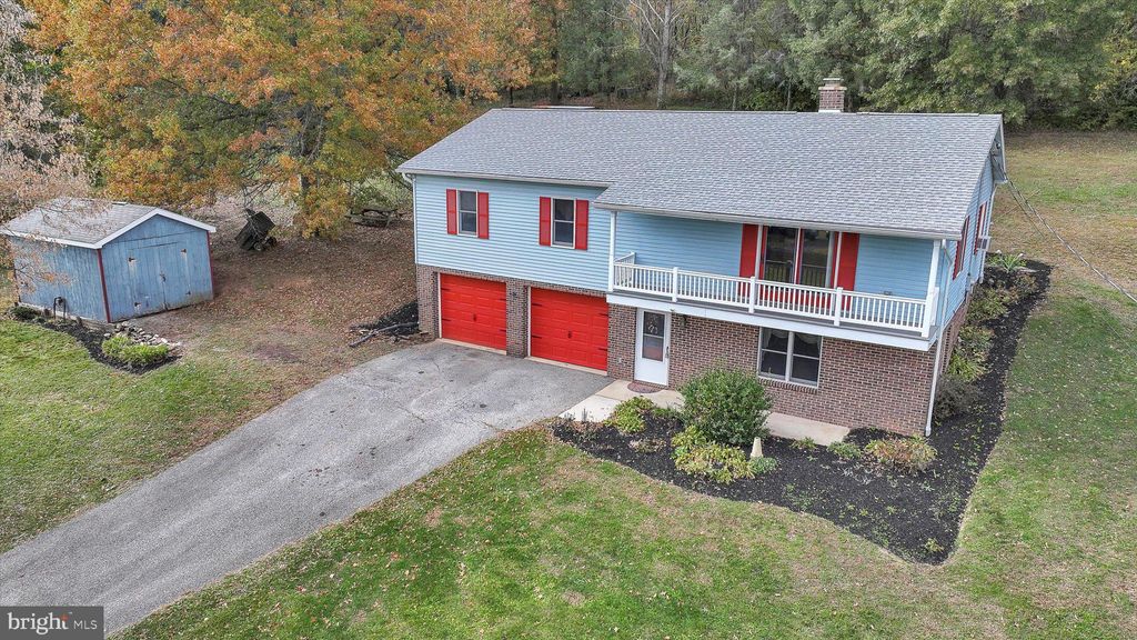 Photo of 340 Graham Lane, WINDSOR, PA 17366 (MLS # PAYK2092274)