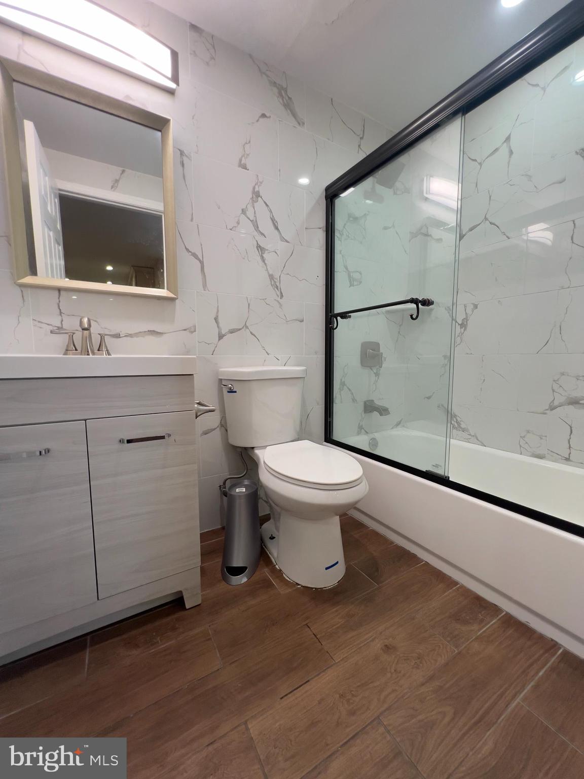 GRADUATE HOSPITAL - Residential Lease