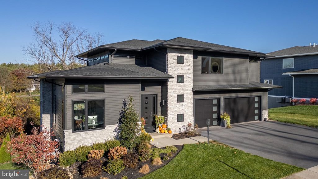 Photo of 229 Ivy Hill Drive, STATE COLLEGE, PA 16801 (MLS # PACE2516900)