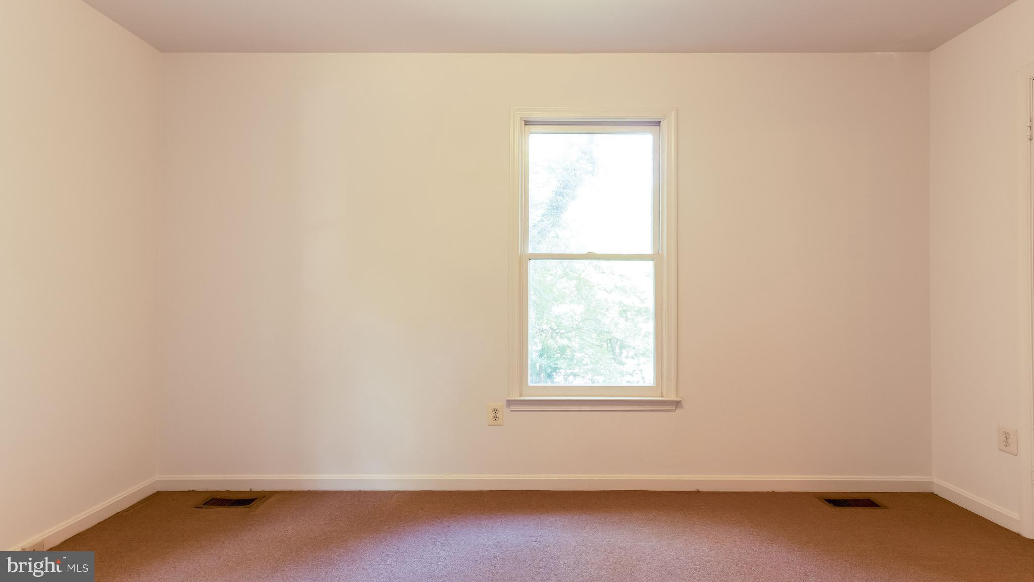 COLLEGE PARK - Residential Lease