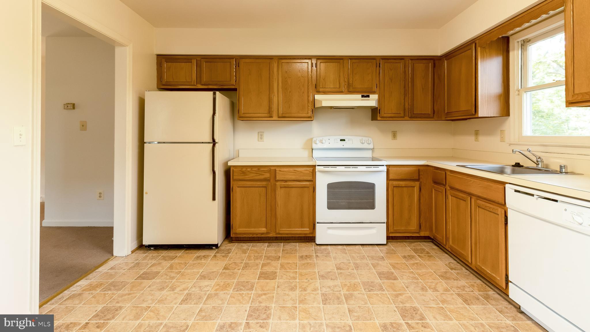 COLLEGE PARK - Residential Lease