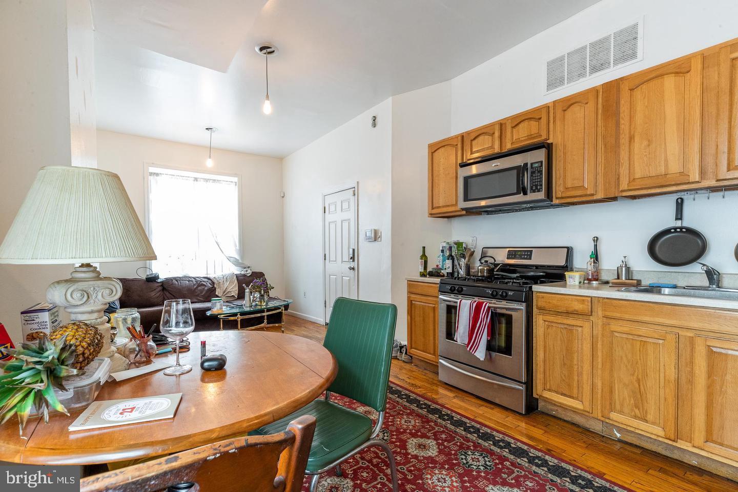 TEMPLE UNIVERSITY - Residential Lease