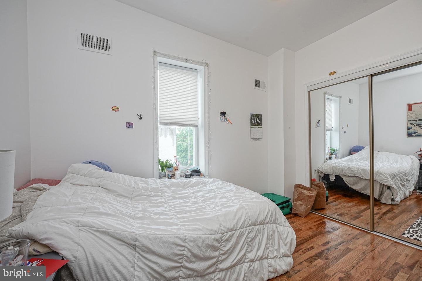 TEMPLE UNIVERSITY - Residential Lease