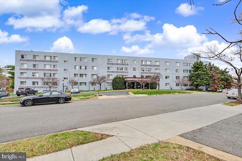 3601 5TH STREET S 203 ARLINGTON VA 22204