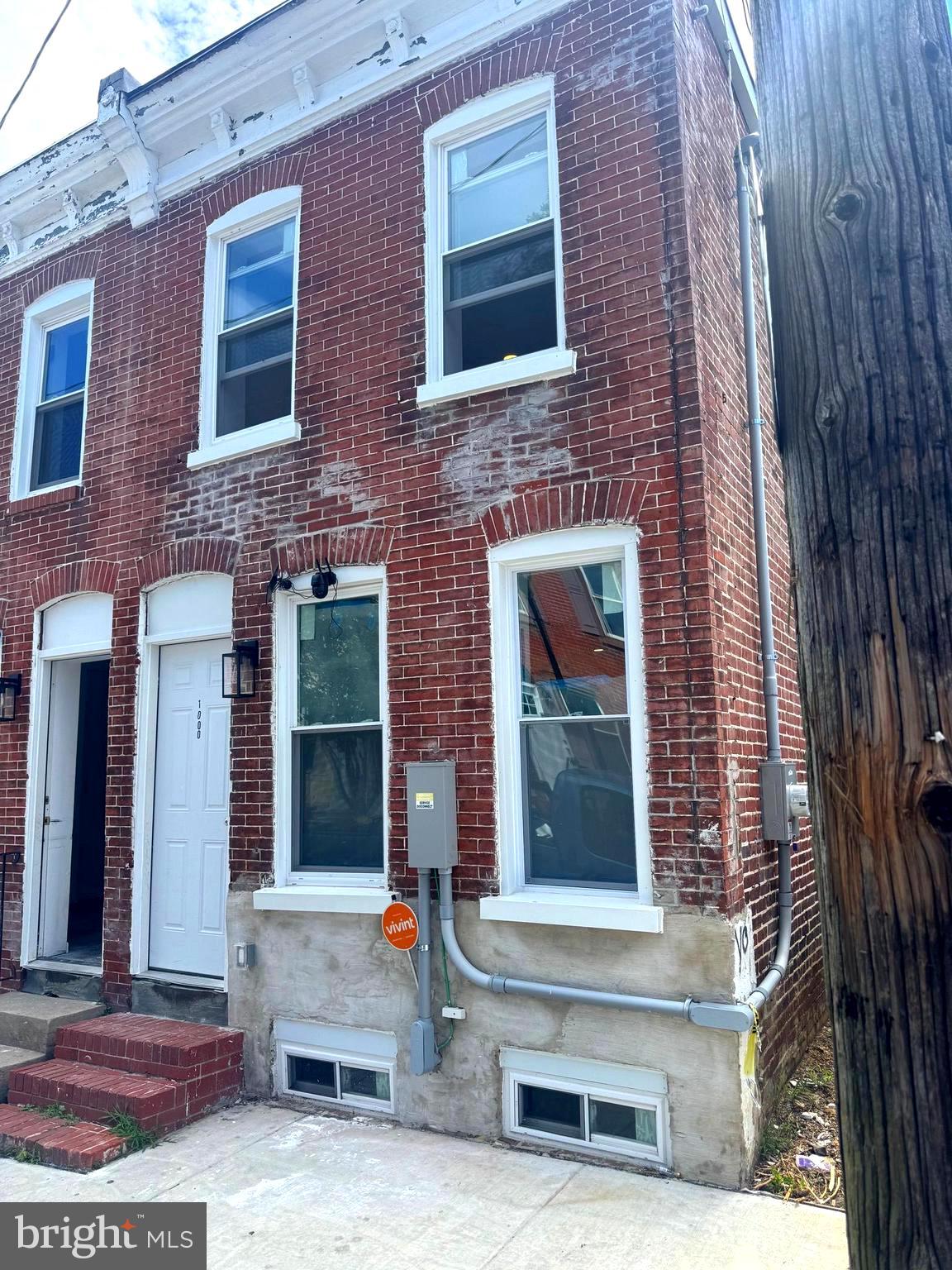 1000 BENNETT STREET