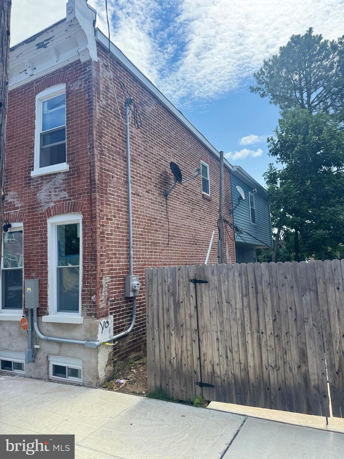 1000 BENNETT STREET