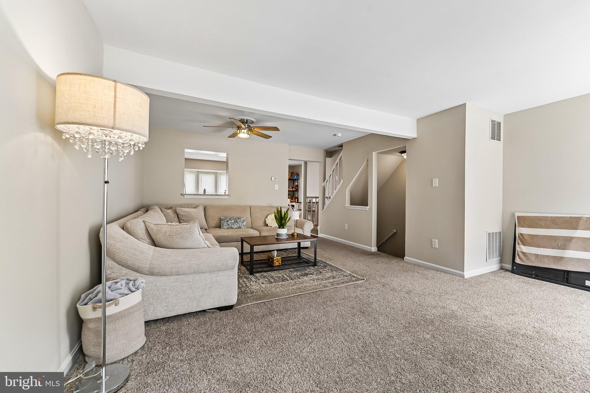 RIVERCHASE - Residential