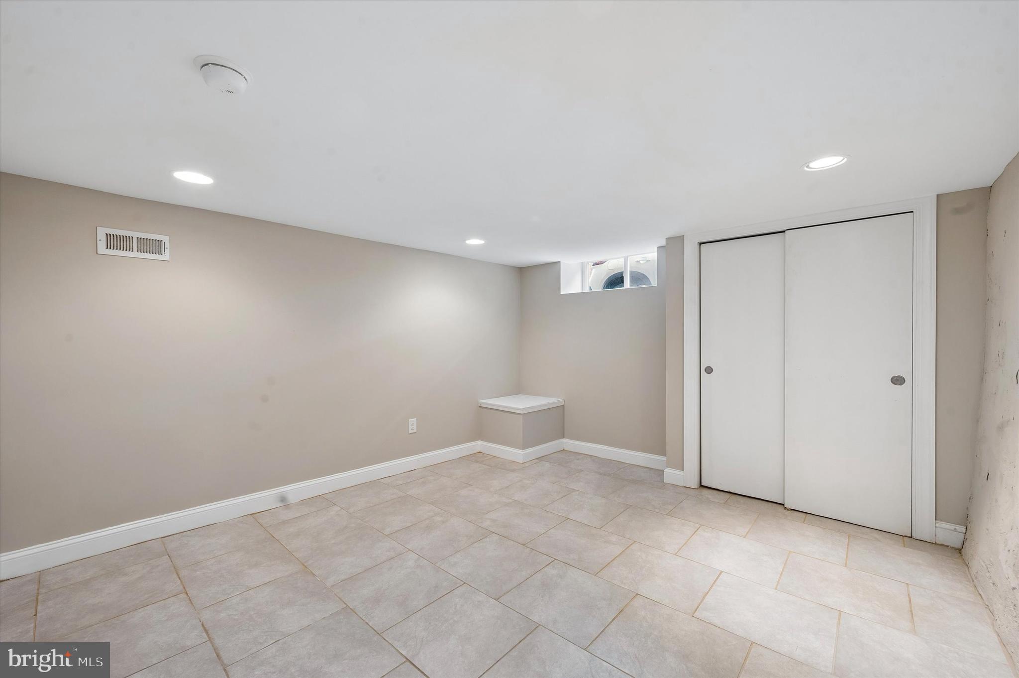 NEWBOLD - Residential