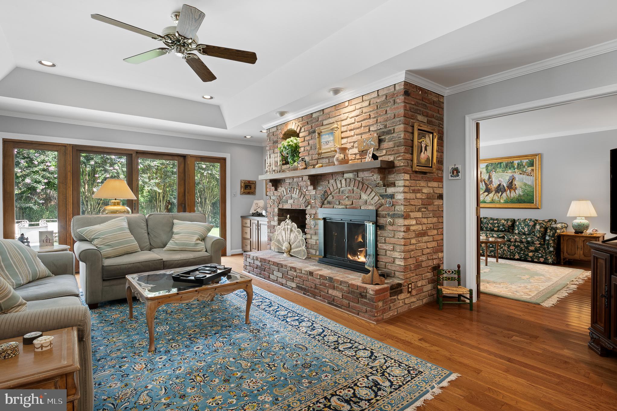 11301 CROSSING GLEN COURT