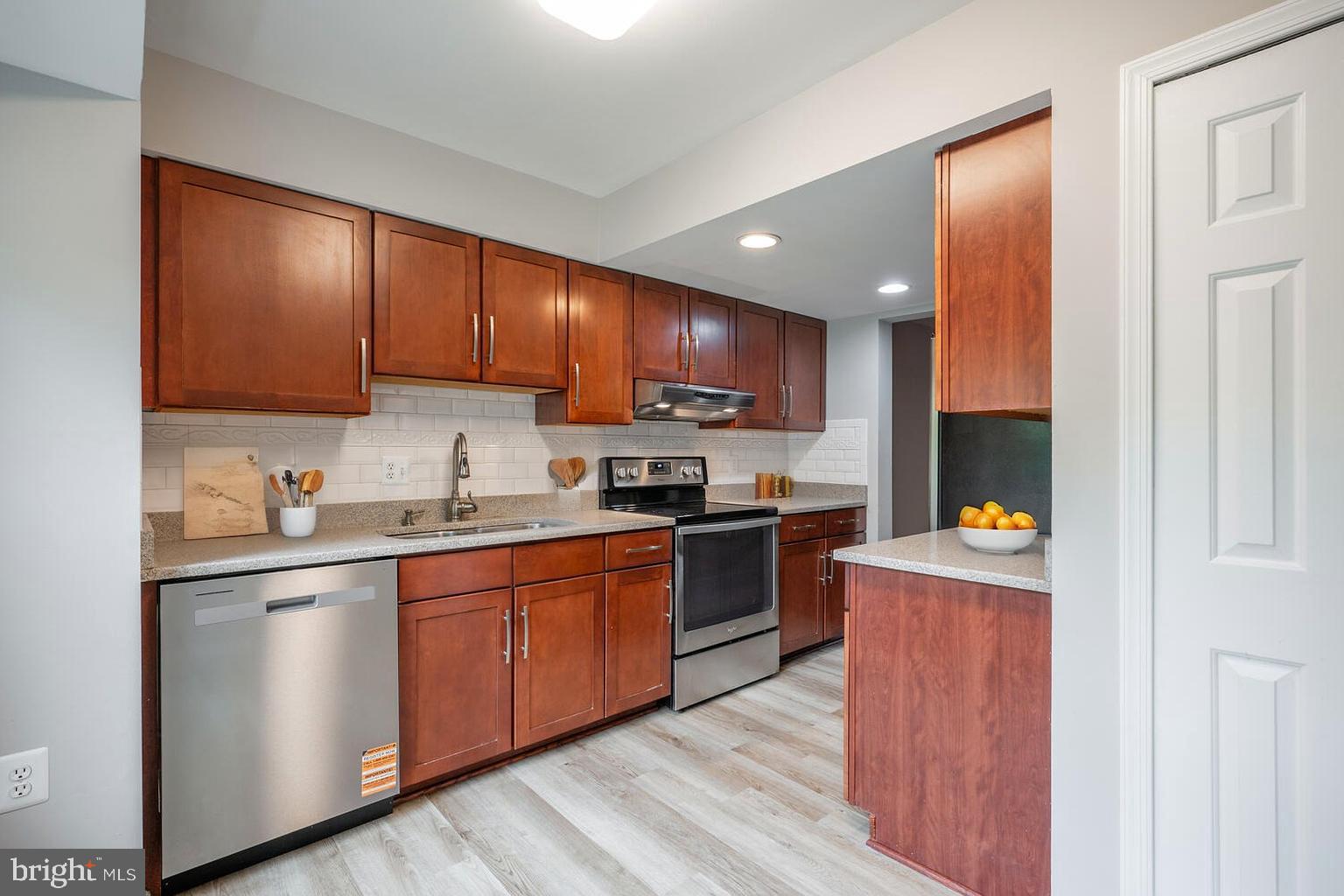 MONTCLAIR - Residential