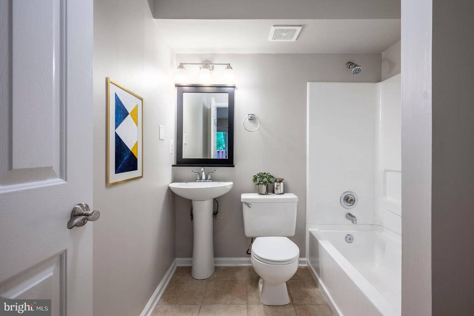 MONTCLAIR - Residential