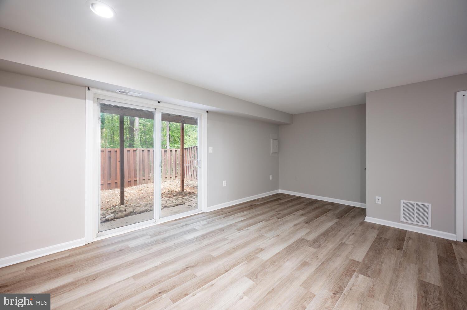 MONTCLAIR - Residential